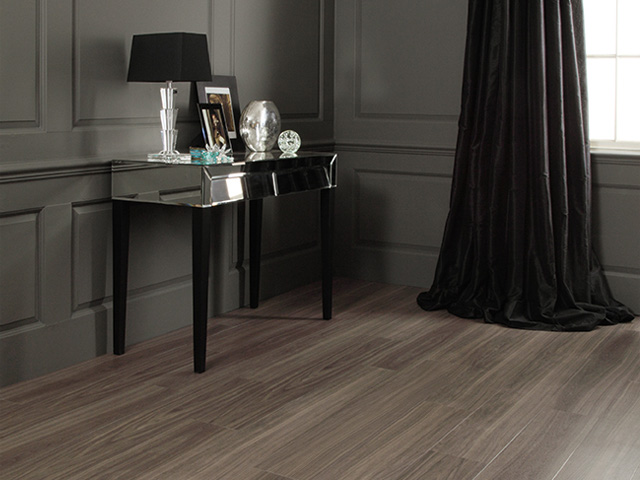Amtico - Dusky Walnut - Luxury Vinyl Tile (LVT) Flooring - Vinyl Flooring - Wood Flooring Amtico - Dusky Walnut - Luxury Vinyl Tile (LVT) Flooring - Vinyl Flooring - Wood Flooring