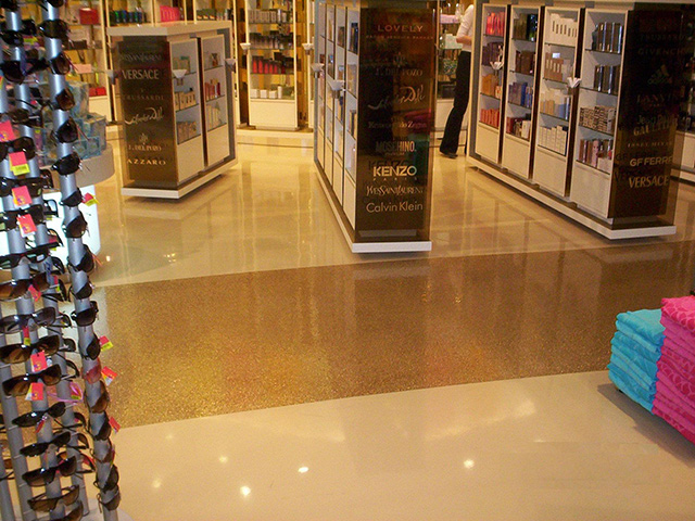 Flowcrete - Kosmeteria - Metalika - Resin Flooring