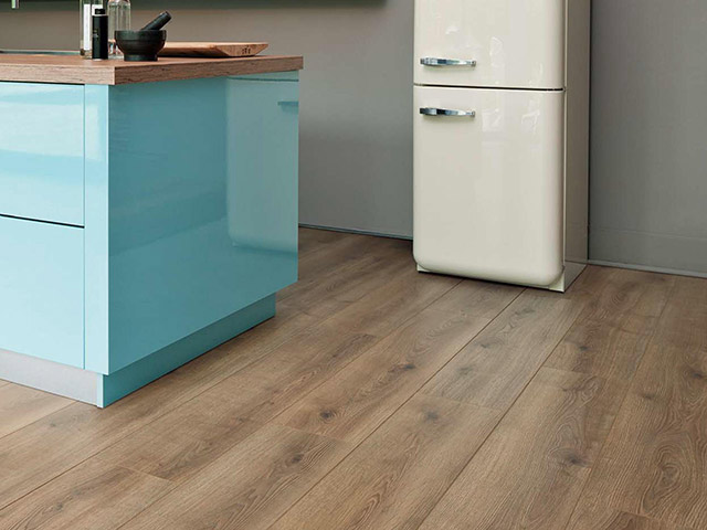 Haro - Laminate Floor - Oak Contura Creme - Wood Flooring