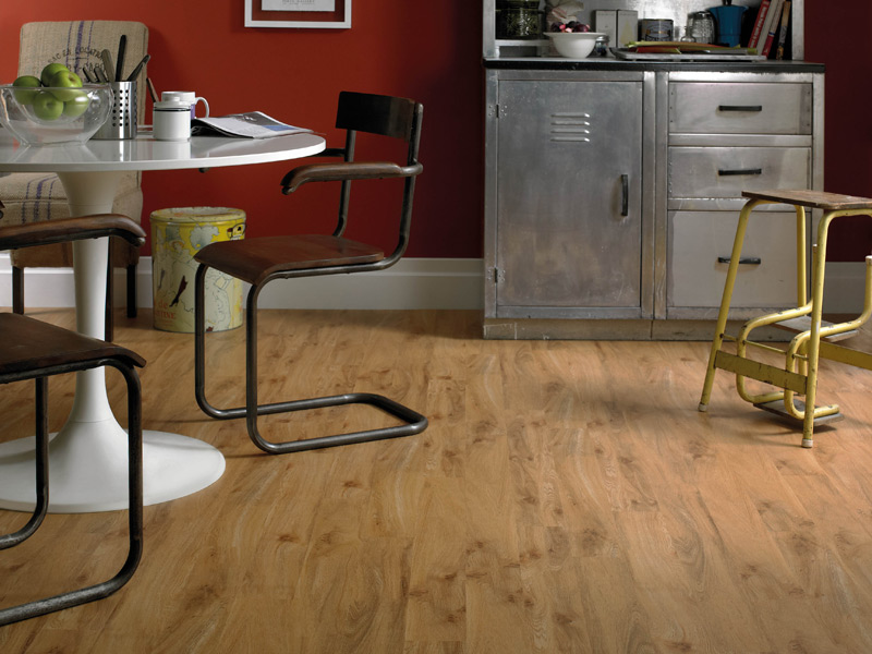 Karndean - Knight Tile Wood Flooring - KP39 Warm Oak - Luxury Vinyl Tile (LVT) Flooring - Porcelain Tile Flooring - Vinyl Flooring - Wood Flooring