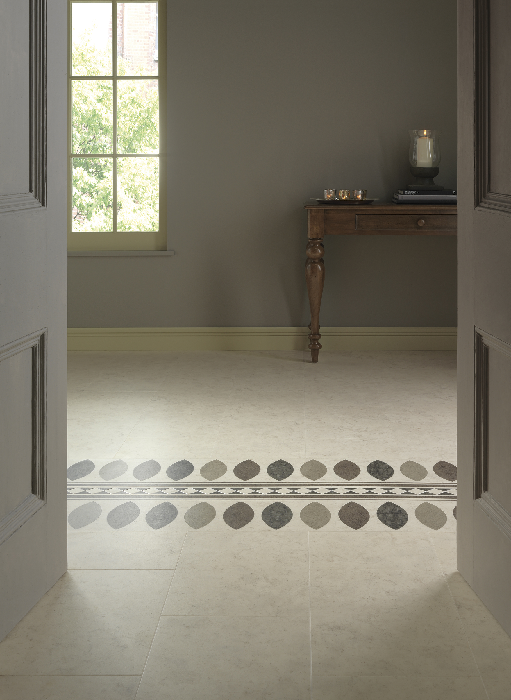 Amtico - Mirabelle Creme - Broken Bond - Luxury Vinyl Tile (LVT) Flooring - Vinyl Flooring - Wood Flooring