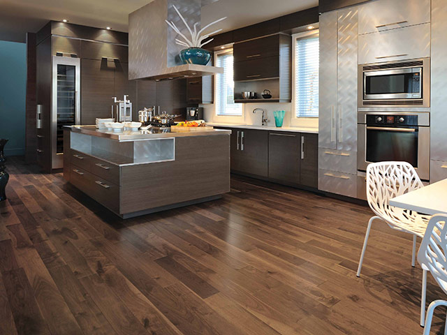 Mirage - Admiration - Knotty Walnut Savanna - Wood Flooring