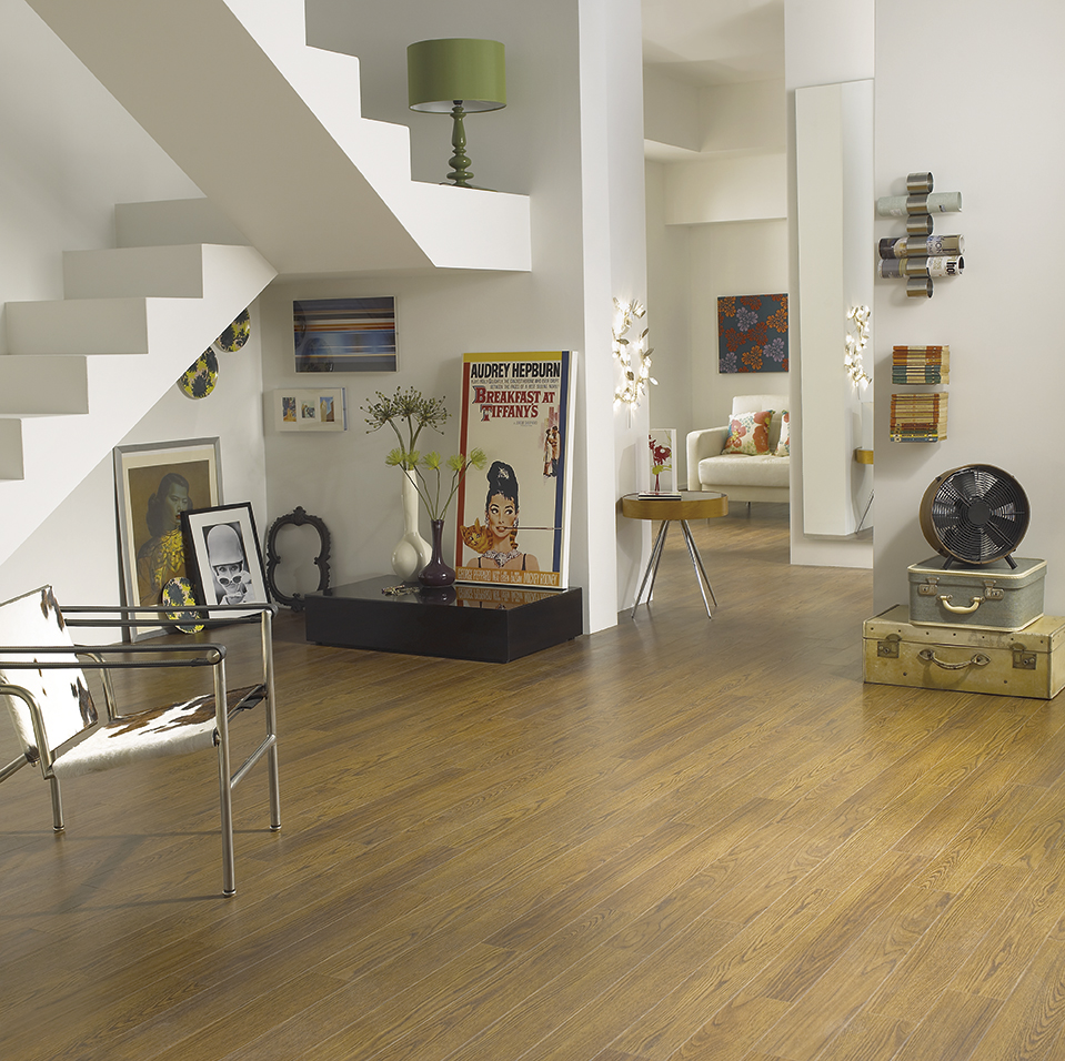 Amtico - Red Oak - Luxury Vinyl Tile (LVT) Flooring - Vinyl Flooring - Wood Flooring Amtico - Red Oak - Luxury Vinyl Tile (LVT) Flooring - Vinyl Flooring - Wood Flooring