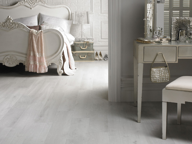 Karndean - Van Gogh Wood Flooring - VGW80T White Washed Oak - Luxury Vinyl Tile (LVT) Flooring - Vinyl Flooring - Wood Flooring