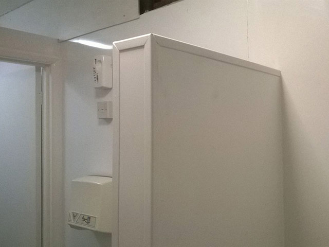 Client : Stoke Poges Golf Club Brief : To Supply & Install Floors And Wall Cladd - Vinyl Flooring - Office - Commercial