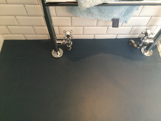 Bathroom In Marmoleum - Marmoleum Flooring - Home - Residential