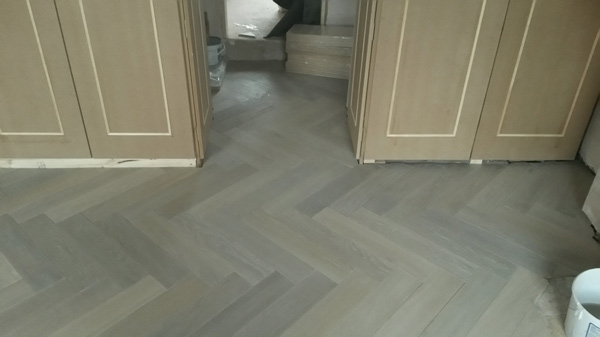 portfolio hardwood floors - herringbone wood install 01